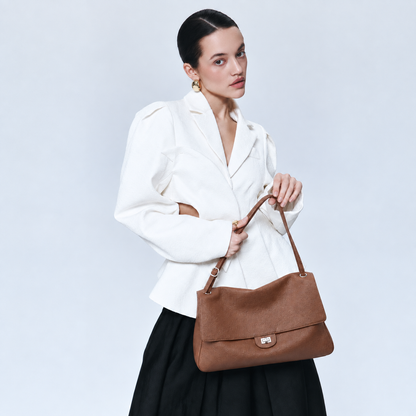 Alma - Leather Flap Bag
